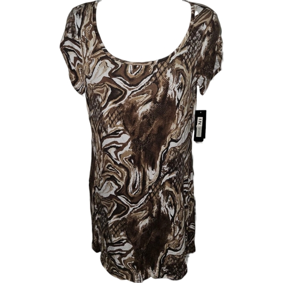 NWT I.N. Studio Heatwave Marble Printed Short Sleeve Back Cut Out Top - Picture 1 of 3